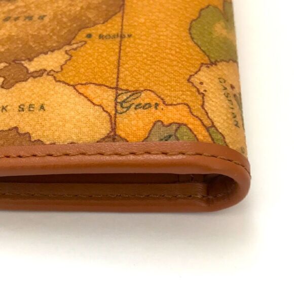 ✨HOST PICK Authentic Alviero Martini Wallet - Picture 5 of 11
